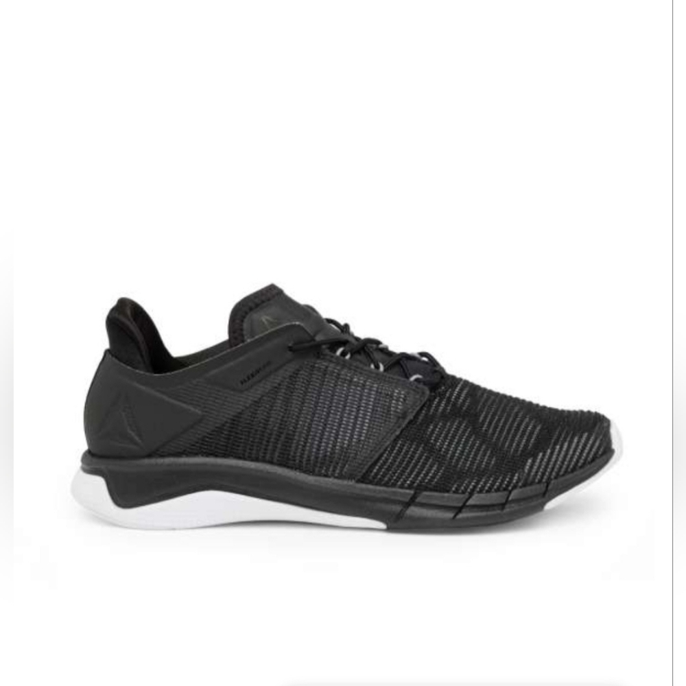 REEBOK FLEX WEAVE RUN SIZE 9 WOMEN